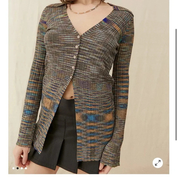 UO knit button down collared long sleeve printed Flyaway Cardigan size Medium - Picture 1 of 11